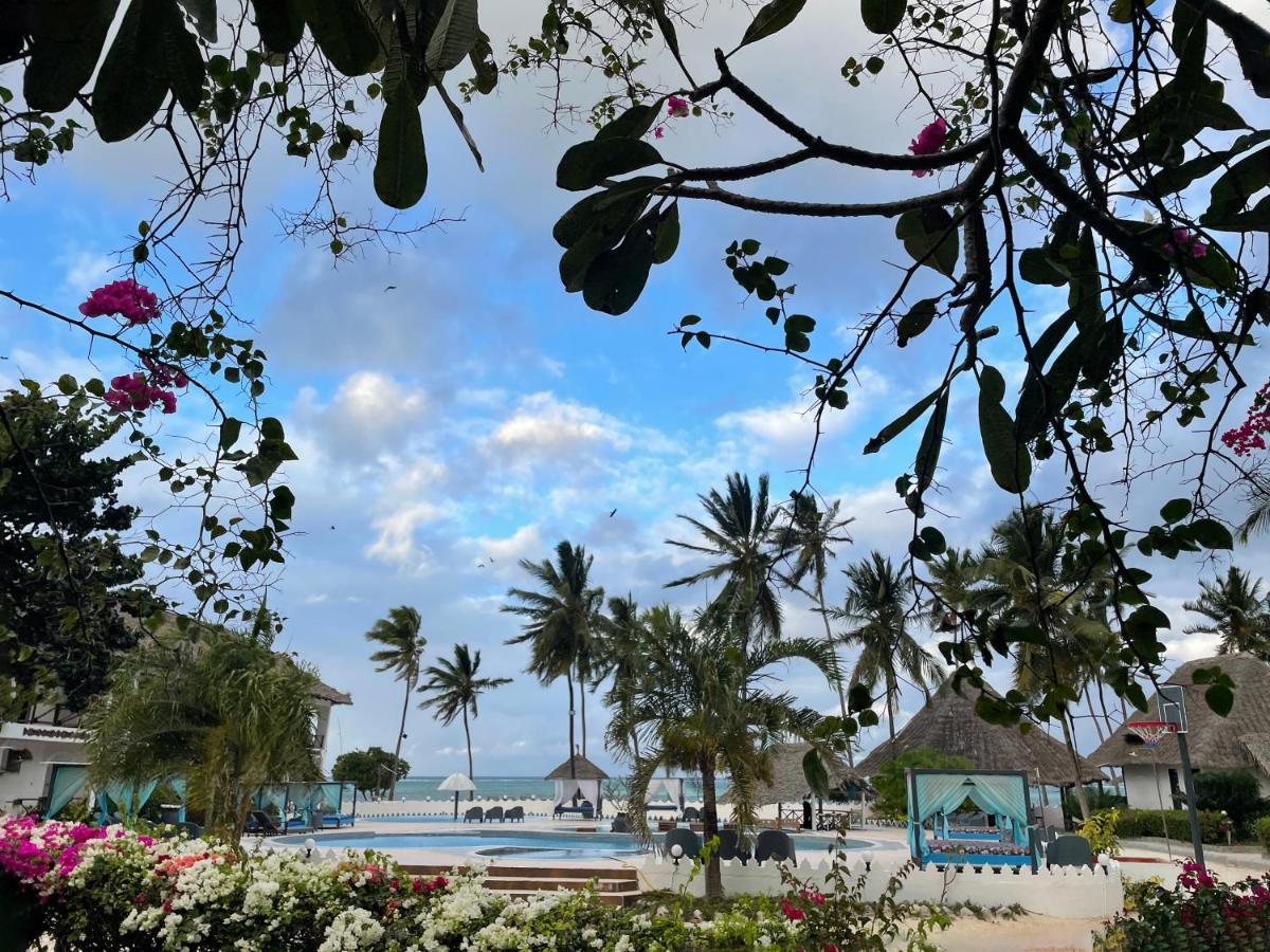 Five Palms Bwejuu Hotel Buitenkant foto