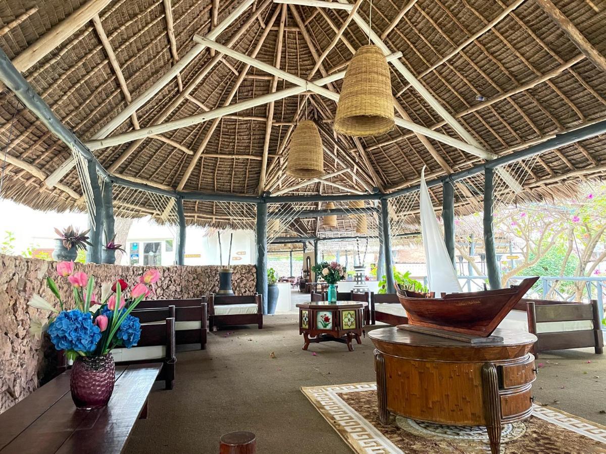 Five Palms Bwejuu Hotel Buitenkant foto